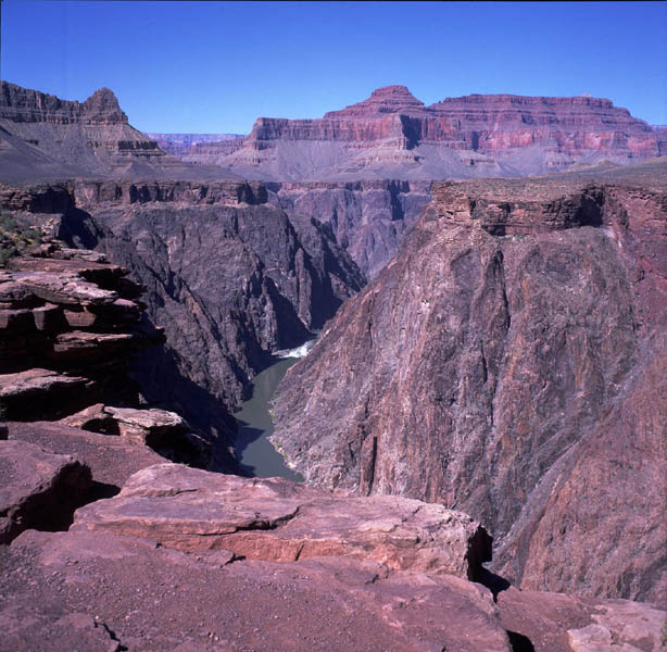 Scan from MF slide (Fuji Velvia, ISO 50)